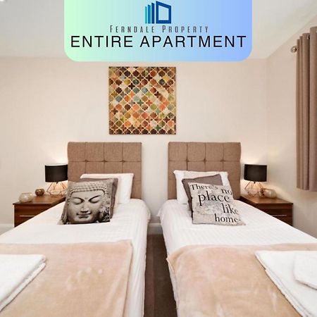 London Heathrow Living Serviced Apartments By Ferndale Stanwell Kültér fotó