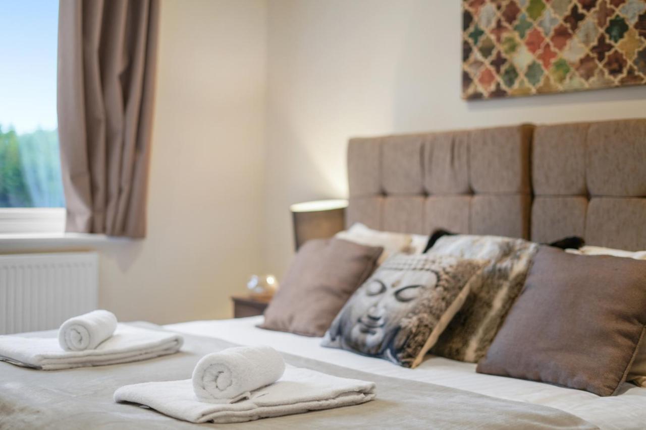 London Heathrow Living Serviced Apartments By Ferndale Stanwell Kültér fotó