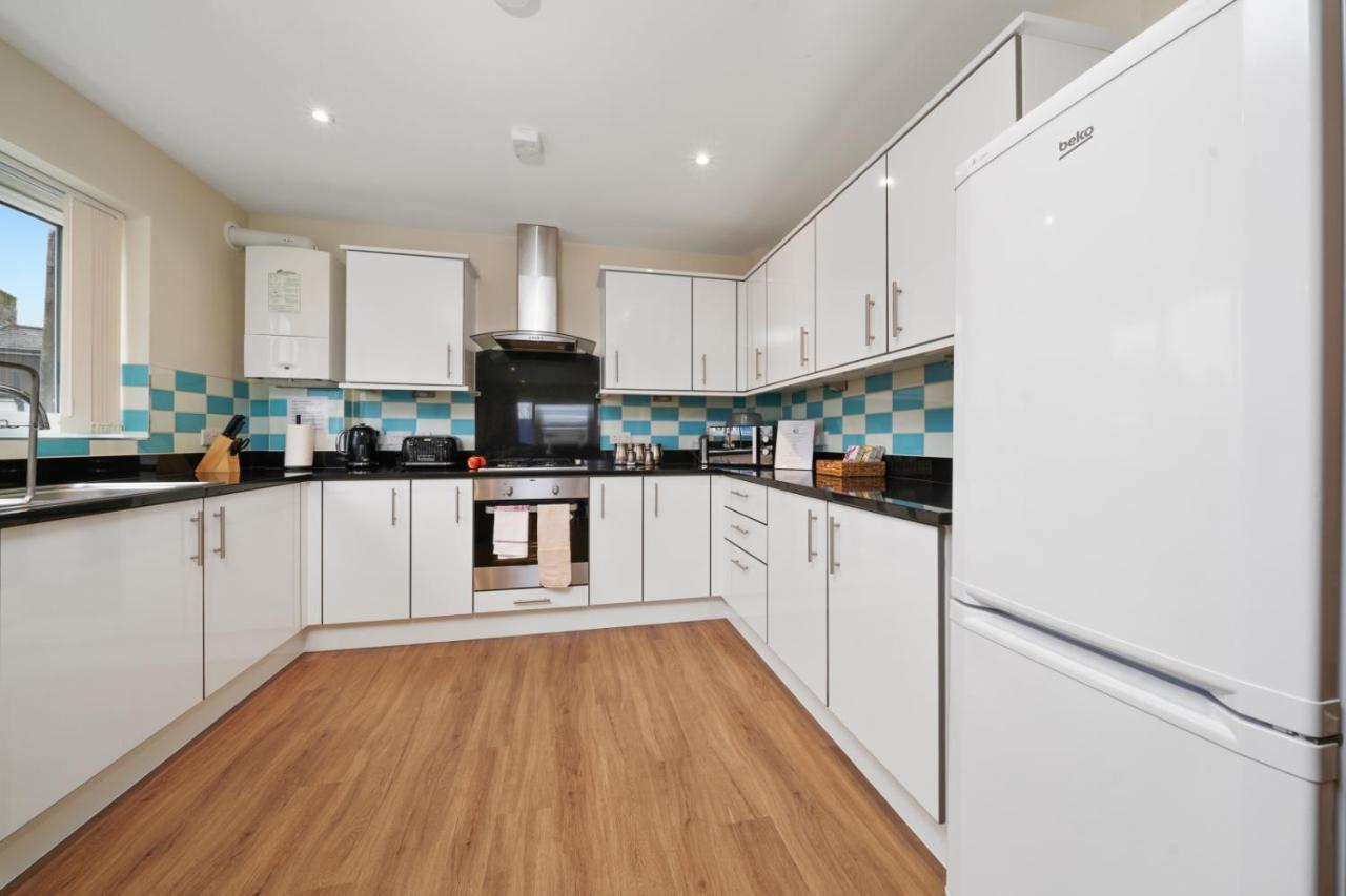 London Heathrow Living Serviced Apartments By Ferndale Stanwell Kültér fotó